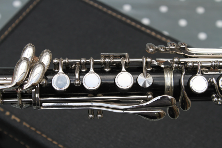 Glory Black/Gold keys B Flat review Expert